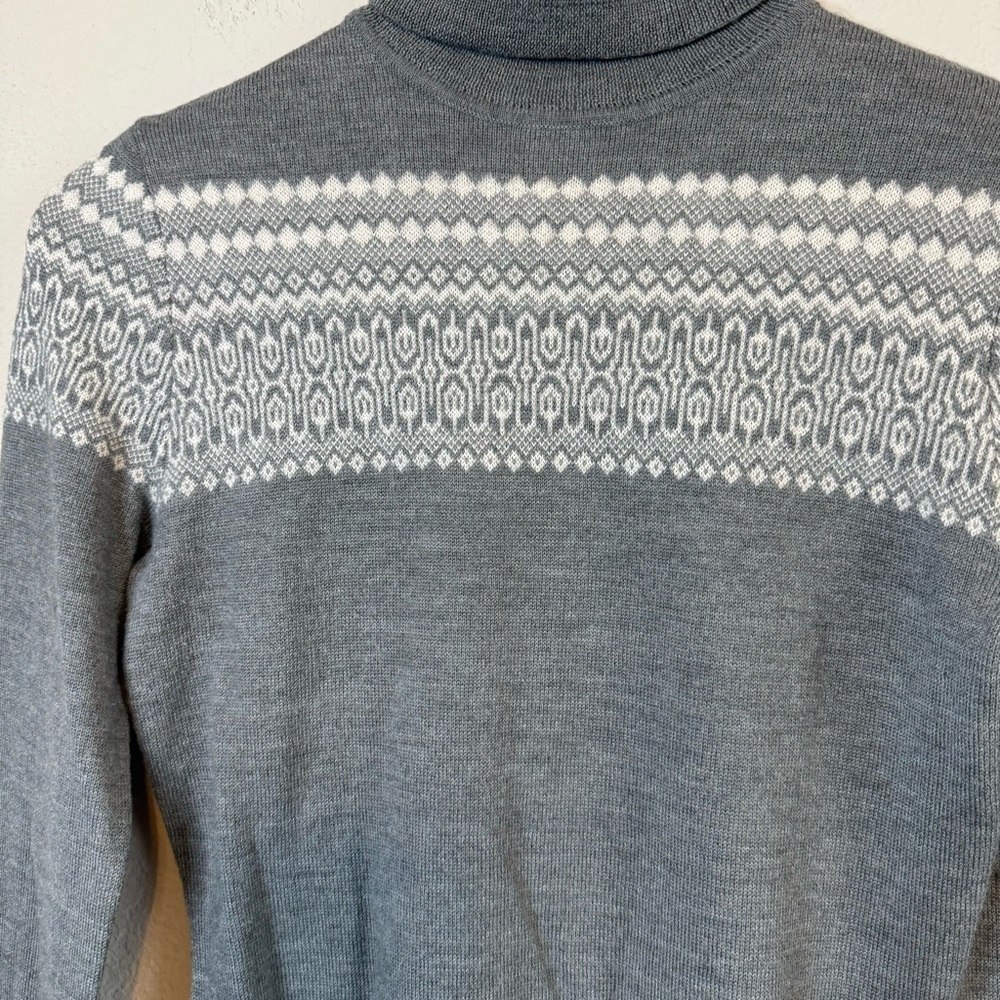 Ann Taylor Loft Vintage Wool Cashmere Blend Long Sleeve Gray Fair Isle Sweater - Picture 3 of 9